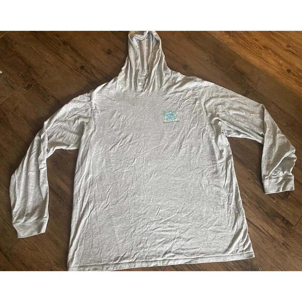 Vineyard Vines XL Gray Hoodie with Beach Design